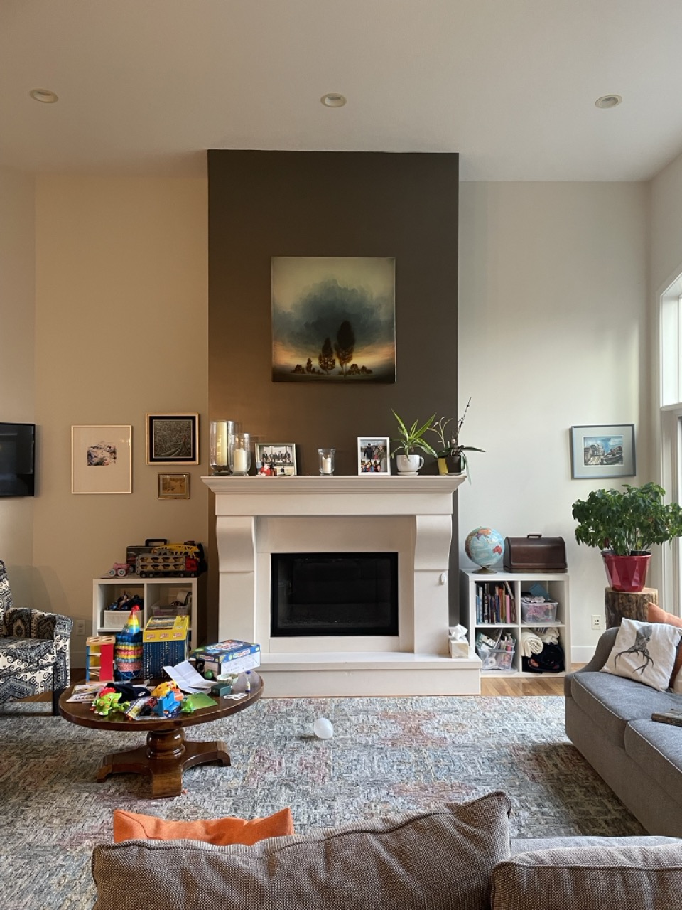 Bow Crescent living room before renovation