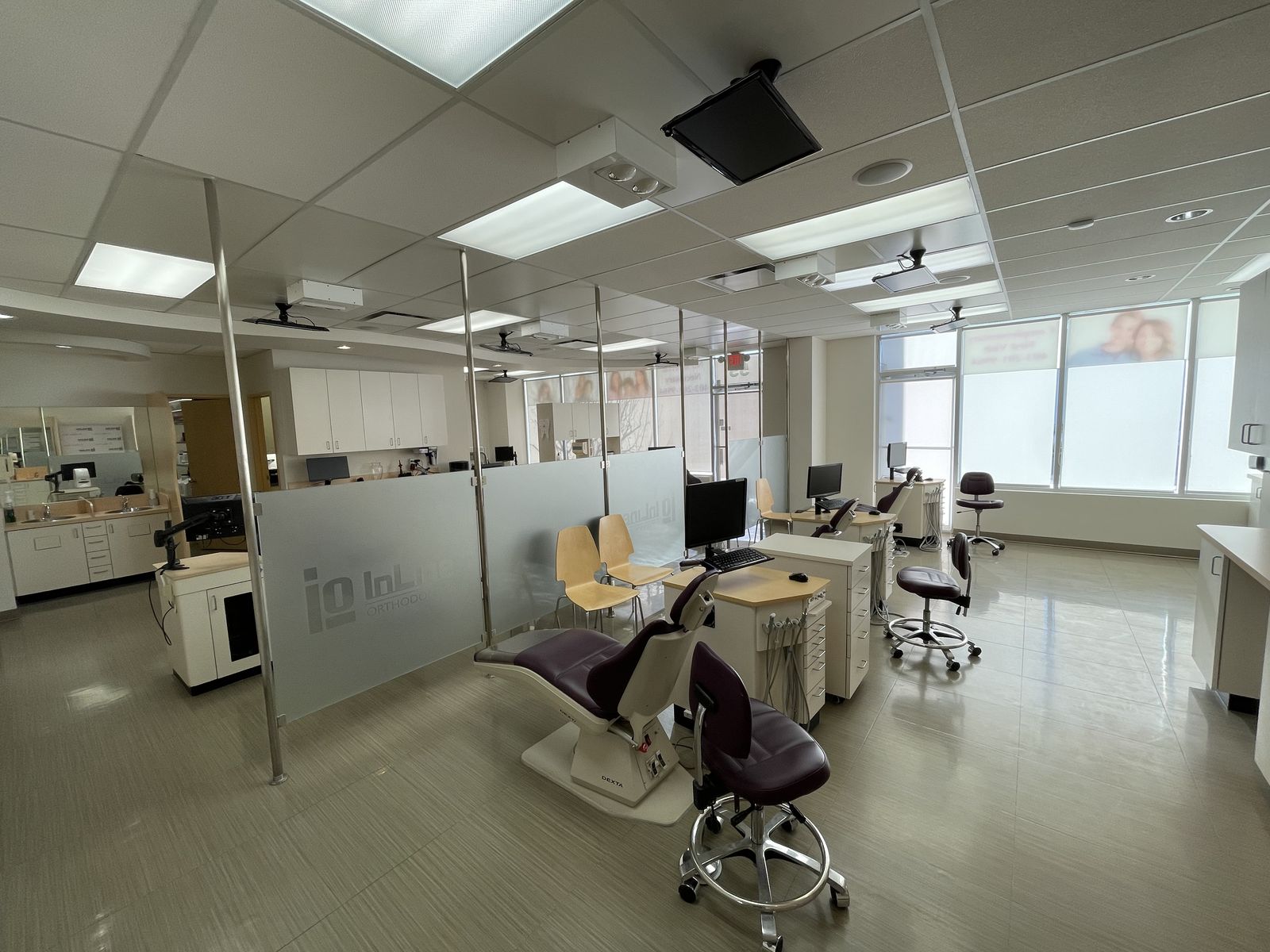 InLine Orthodontics treatment area in Calgary after commercial repaint by Enteco
