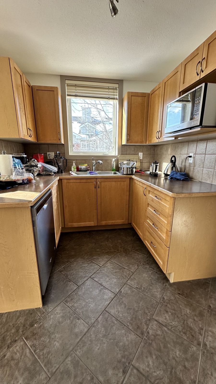 Honey oak kitchen cabinets before painting, Wentworth